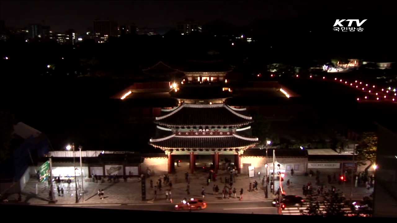 '낮에도 밤에도'…고궁으로 떠나는 봄 나들이 [현장속으로]