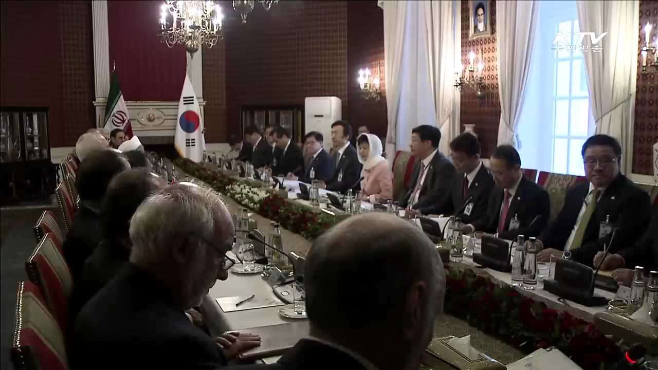 박 대통령 귀국…최대 경제성과·북핵 압박