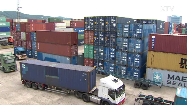 화물연대 파업 참가율 저조…물류수송 총력