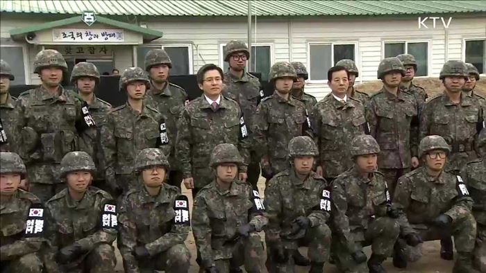 황 권한대행 최전방 방문…"北 도발, 단호히 응징"