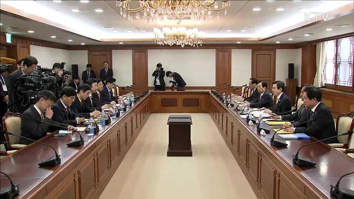 황 권한대행 "북 도발 가능성 예의주시"