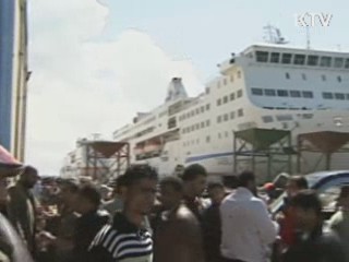 최영함 교민 이송 착수···오늘 저녁 몰타로 출발 