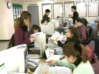 `외모지상주의 채용관행 없앤다`