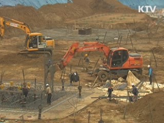 파업 참여 감소 속 첫 협상 테이블