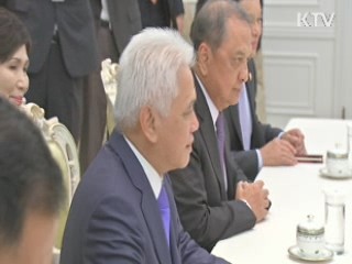 박 대통령, 다음달 6일 APEC·아세안+3 출국