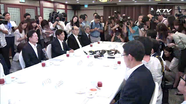 경제 부총리-한은 총재 첫 회동…"경제인식 공유"