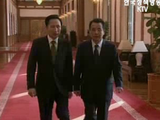 이 대통령,‘현 상황, IMF 때와 달라’