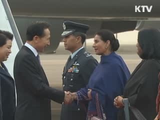 해외순방 22차례 등 나라살림에 집중