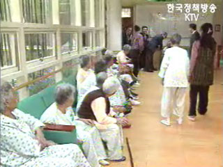 65세 이상 45%, 매월 8만원씩 지급추진