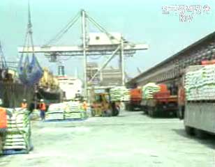 정부, 조만간 대북 비료지원 개시