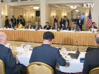 이 대통령, 美 CEO에 투자 요청