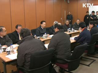 이 대통령 "신빈곤층 찾아내 지원해야"