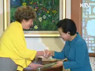 스티븐스 주한 미대사, 박물관 100주년 명예홍보대사