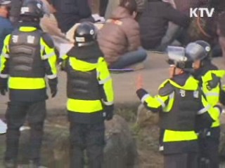 경찰, 제주해군기지 건설 저지 8명 연행