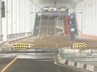 중부지방 폭우… 잠수교 보행자 통제