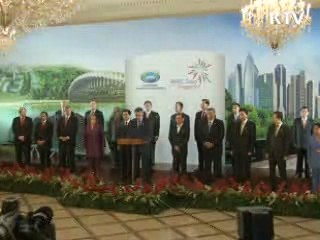 11차례 해외 출장, 정상회담 38회