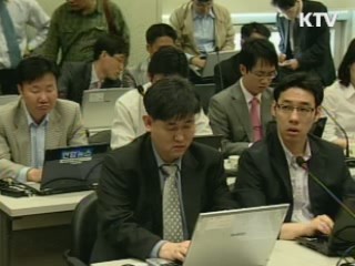 유명환 장관 "천안함 대응 후 6자회담 협의"