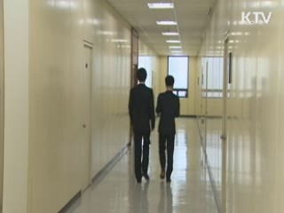 검찰, 원세훈 전 국정원장 소환…14시간 조사