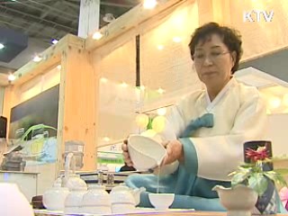 한지 넥타이, 양파 와인…특산품 한곳에