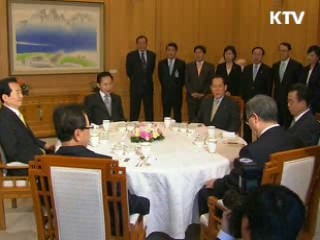 이 대통령 "PSI 가입 적극 검토"