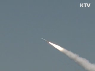 이 대통령 "미사일 사거리 연장 필요"