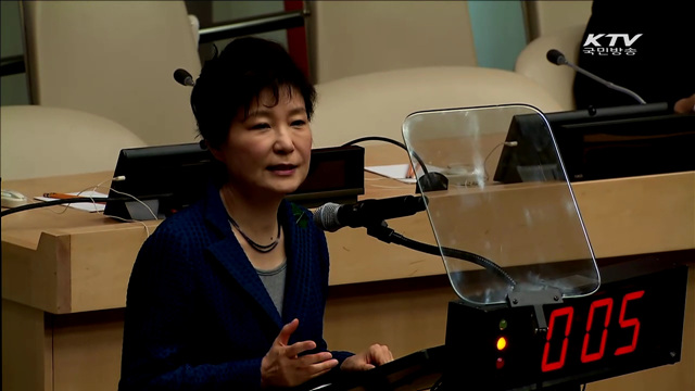 박 대통령, 파리 도착…기후변화총회 일정 돌입