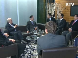 이 대통령, FIFA 회장에 월드컵 유치지원 당부