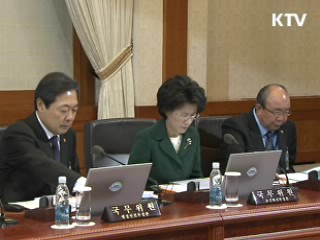 이 대통령 "국정 3주년, 국민 입장에서 일 해야"