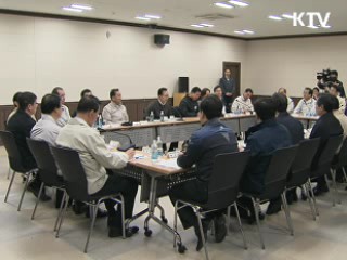 이 대통령 "농산물 유통 관리로 가격 낮춰야"