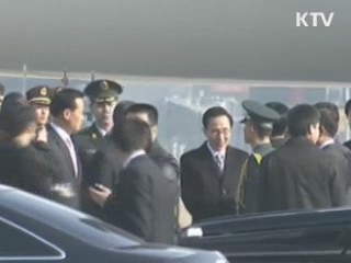 이 대통령, 베이징 도착···곧 한중 정상회담