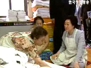 한명숙 총리, 노인 일자리 방문