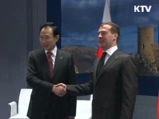 "북한 압박해 회담장으로 유도해야"