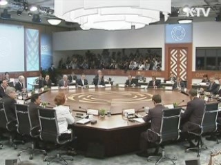 이 대통령, 오늘 러시아로 출국···APEC 참석