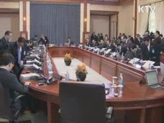 이 대통령 "천안함 사건으로 국정차질 없어야"