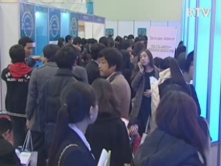 고용 회복세…실업률 25개월만에 최저