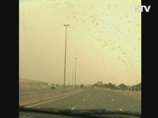 '푸틴은 독재자' 반라 여성 시위대 등장