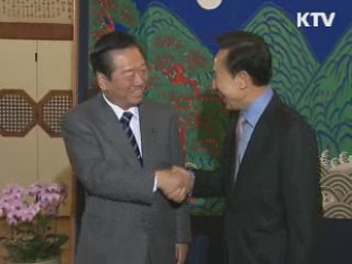 이 대통령, 오자와 간사장과 '한일협력' 만찬