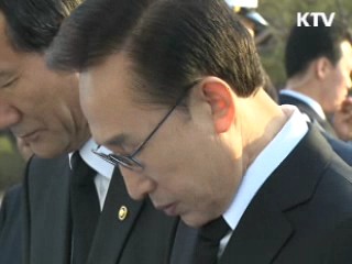 이 대통령, 4·19민주묘지 참배