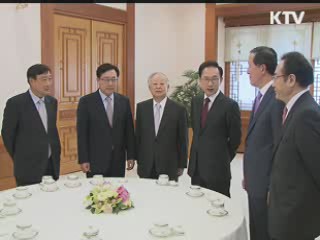 이 대통령 "기업, 물가고통 함께 나눠야"