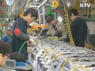 취업자 8개월째 40만명 이상 증가