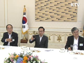 이 대통령 "올림픽 기간 국민 성원 기대"