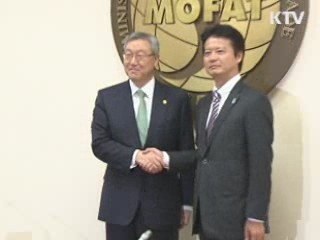 한·일·중 외교장관, '북 로켓' 집중 논의