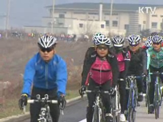 자전거 국토종주 2만3천명 '지구 200바퀴'
