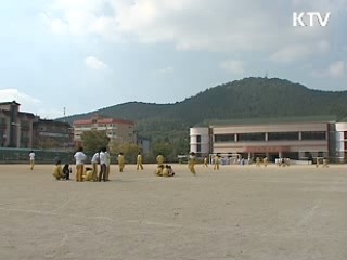 방과후 학교·교사열의가 성적개선 영향