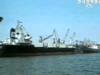 정부, `2.13합의 이행 맞춰 대북 지원`