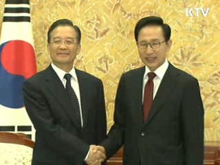 이 대통령, 천안함 설명…원자바오 총리 '수긍'