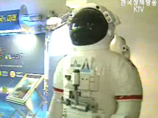 우주인 후보 10명 압축, 3차 선발 시작