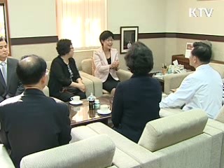 거점병원 상시 전환, 다양한 혜택 부여 검토