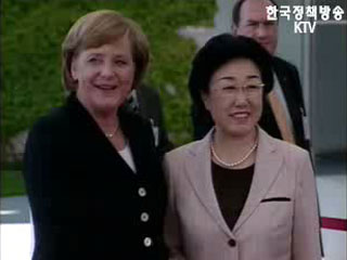 한명숙 총리, 메르켈 독일 총리와 회담