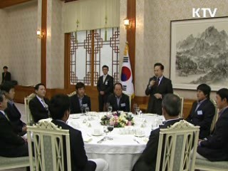 이 대통령 "야구대표팀, 정말 잘 싸웠다"